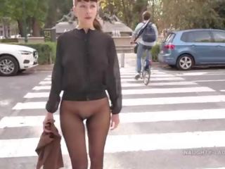 Ne sukně seamless punčocháče v veřejné