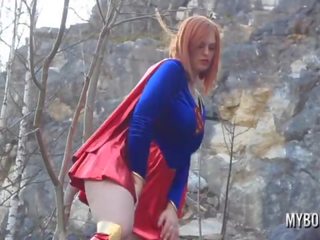 Alexsis faye krūtinga superwoman cosplay lauke žaisti