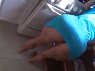 Mama daje jej syn robienie loda - oglądaj część 2 na fukflix.com