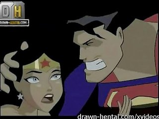Justice league nešvankus video - superman už stebėtis moteris
