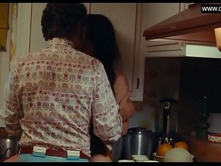 Amanda seyfried- veľký prsia, sex video scény fajčenie - lovelace (2013)