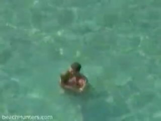 壮大な セックス ビデオ で ザ· 海 spycamed