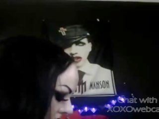 Goth trẻ phái nữ trên webcam