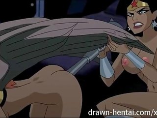 Justice league hentaý - two chicks for batman phallus