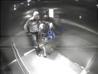 Başlangyç iki adam fuck in elevator - pornrough.com