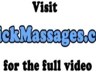 Bigtitted masseuses триене преди massagesex