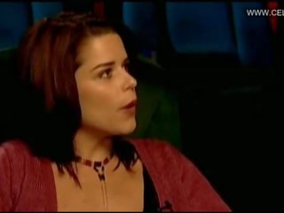 Neve campbell - öl & naked in the duş - when will i be loved (2004)